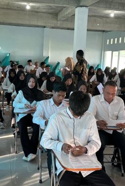 Ratusan Calon Mahasiswa Baru  Universitas Nurul Hasan Antusias Ikuti Ujian Seleksi Gelombang I