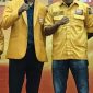 Foto bersama Ketua DPC Halsel dan Ketua DPD Partai Hanura Provinsi Maluku Utara