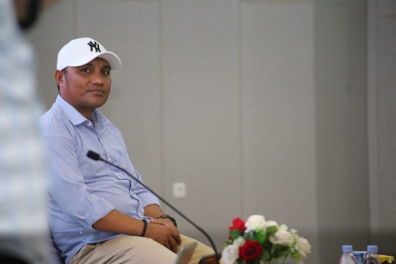 Dekan Fakultas Inovasi Pendidikan dan Humaniora, M. Zaki Abd. Wahab, SH., MH.,
